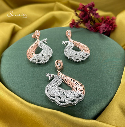 TWO TONE PEACOCK PENDANT SET