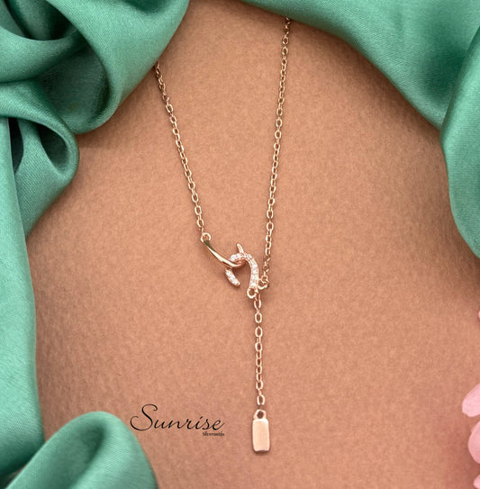 TRENDY ROSE GOLD NECKLACE