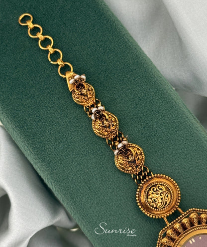 ANTIQUE  WOMENS WATCH