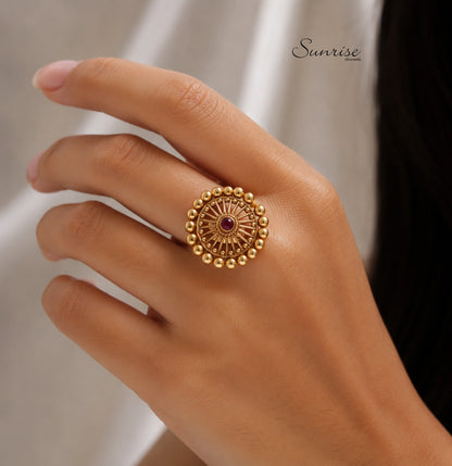 ANTIQUE FINGER RING