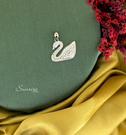SWAN PENDANT SET