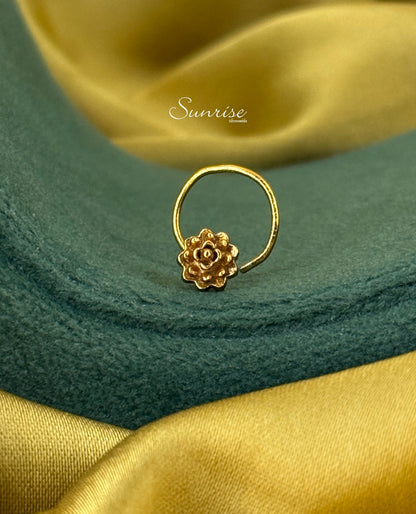 FLORAL SPIRAL NOSEPIN