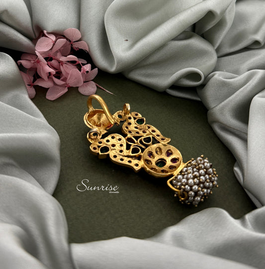 PEACOCK  FUSION PENDANT AND HASLI
