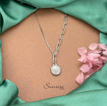 SEA SHELL NECKLACE