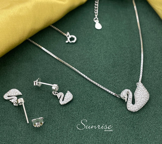 SWAN SILVER NECKLACE