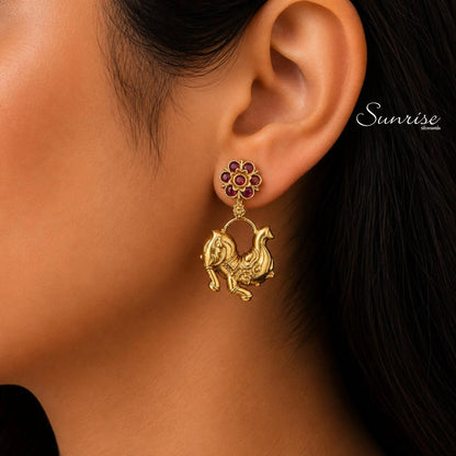 VINTAGE EARRINGS