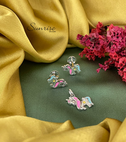 UNICORN ENAMEL PENDANT SET