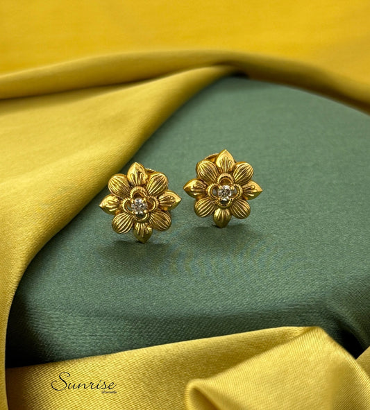 GP EARRINGS