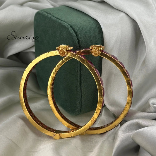 MOP BANGLES
