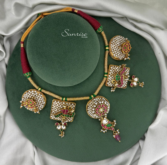 KUNDAN  PEARL NECKLACE
