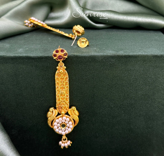 MOGGAPU EARRINGS