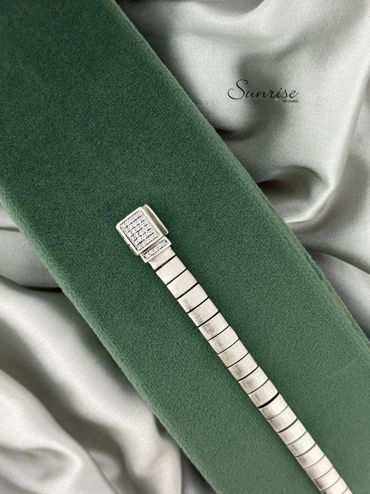 FLAT SILVER  BRACELETS