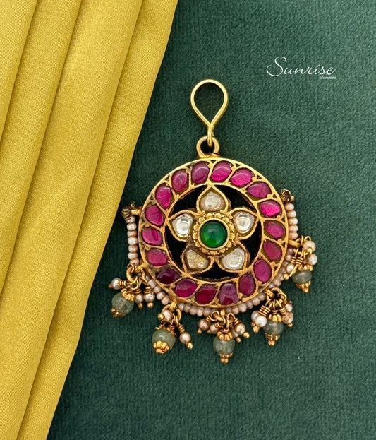 ANITIQUE KUNDAN PENDANT