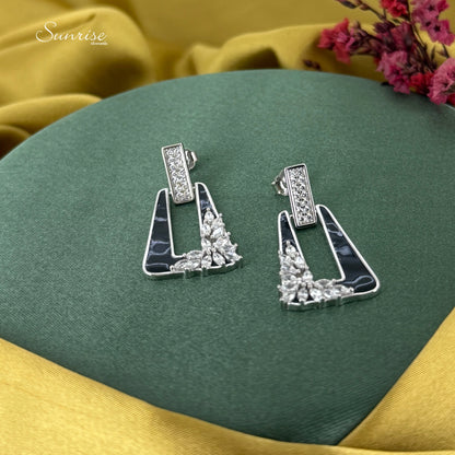 BLACK ENAMEL PENDANT SET