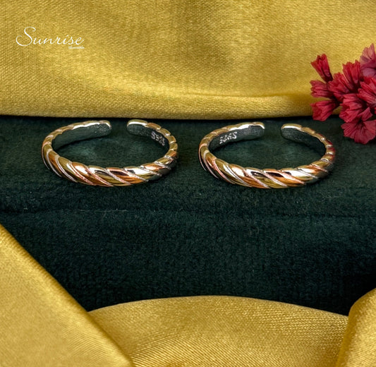 TWO TONE TOE RINGS