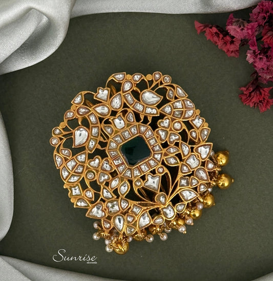 WHITE KUNDAN JUDA PIN
