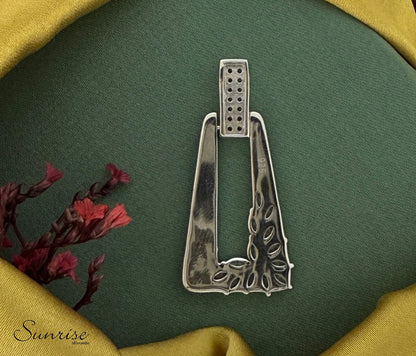 BLACK ENAMEL PENDANT SET