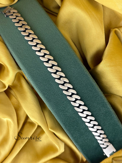 CUBAN LINK BRACELET