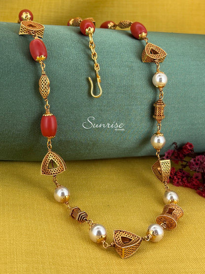 CORAL NECKCHAIN