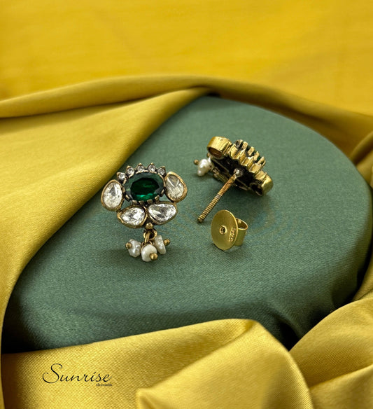 GREEN VICTORIAN STUDS