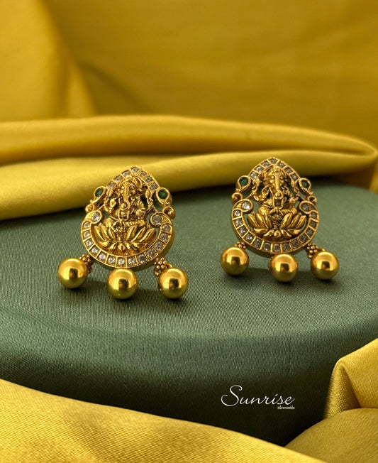 GANESHA GP STUDS