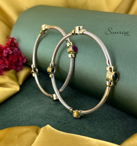 ANTIQUE DUAL TONE BANGLE