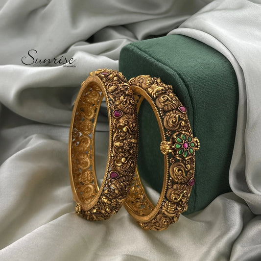 ANTIQUE  BANGLES