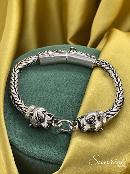 LION OXIDISED BRACELET