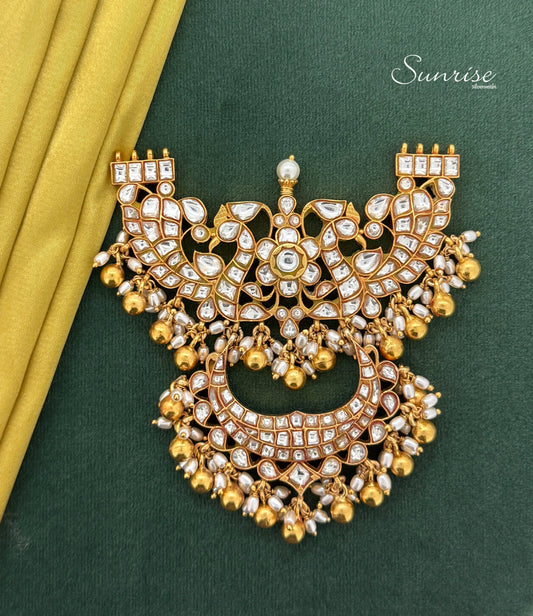 KUNDAN MAKRI PENDANT