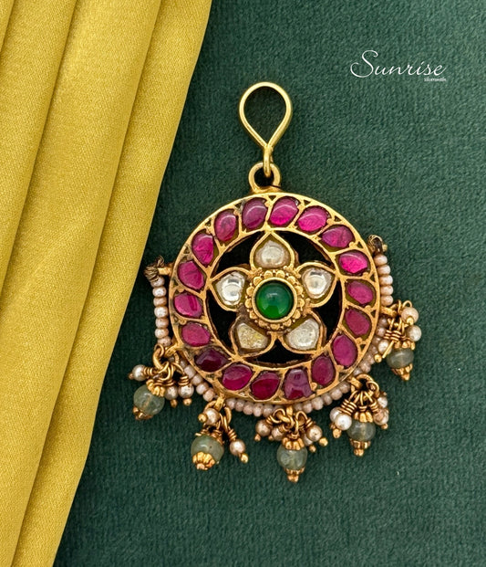 ANITIQUE KUNDAN PENDANT