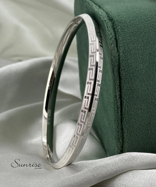 TRENDY SILVER KADA