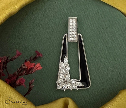 BLACK ENAMEL PENDANT SET