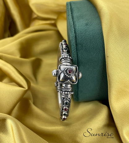 OXIDISED ANTIQUE KADA