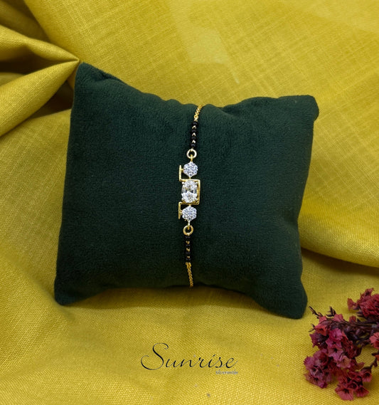 BLACK BEAD  BRACELET