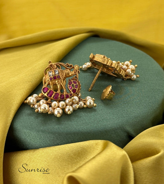 HAATHI GP KUNDAN STUDS
