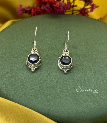 NAVY BLUE CUT STONE PENDANT SET