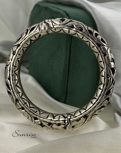 OXIDISED KADA