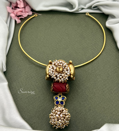 CORAL FUSION PENDANT AND HASLI