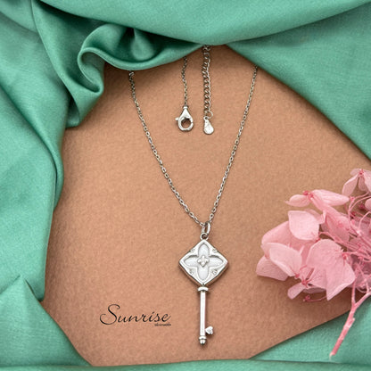 FANCY KEY PENDANT NECKLACE