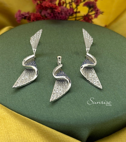CZ FANCY PENDANT SET