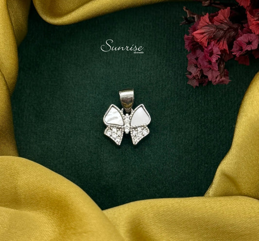 RIBBON PENDANT