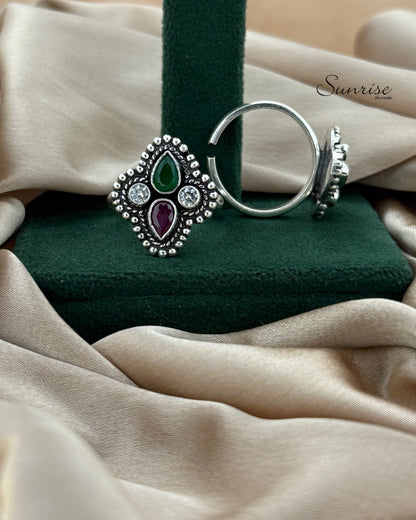 ANTIQUE TOE RINGS