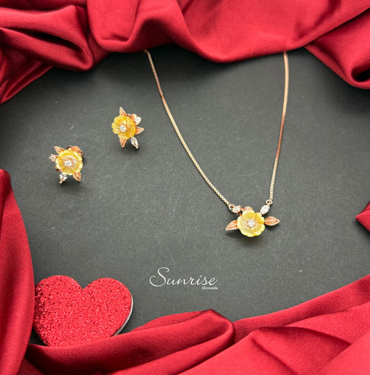 MOP YELLOW FLORAL NECKLACE SET