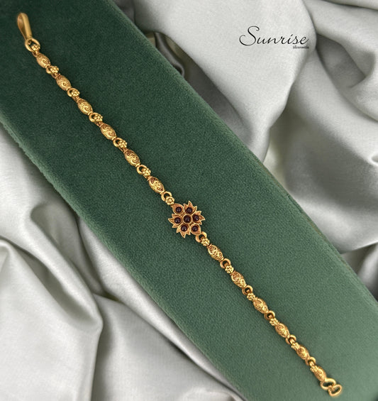 FLORAL GUNDU BRACELET