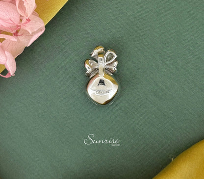 FLORAL PENDANT SET