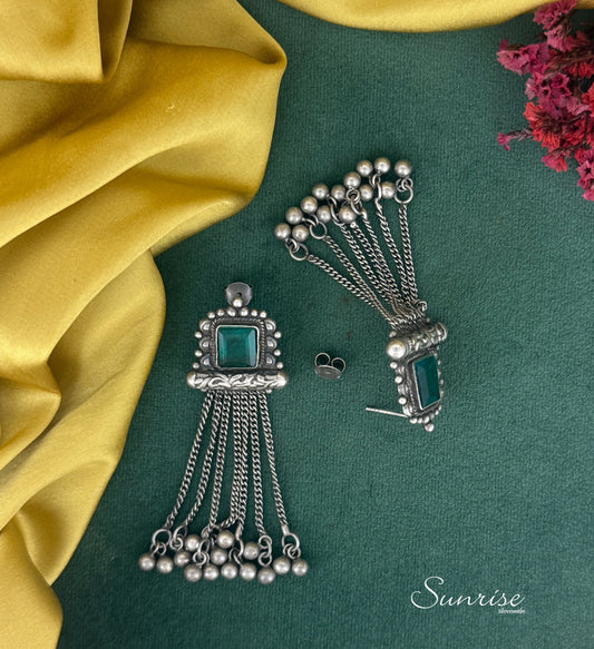 GREEN STONE GUNGURU EARRINGS