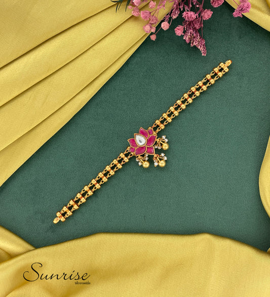 THAVARE GUNDU CHOKER