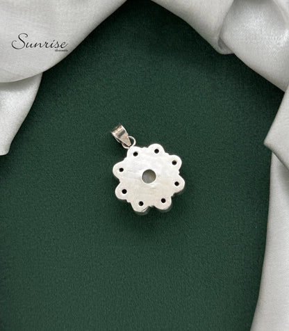 PEARL WITH PINK CUTSTONE PENDANT