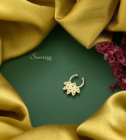 FANCY SEPTUM NOSE PIN