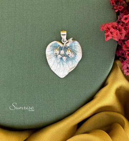 PEEPAL LEAF PENDANT SET